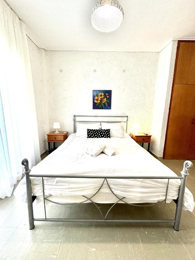 Katerina Apartments 네오스 피르고스 객실 사진