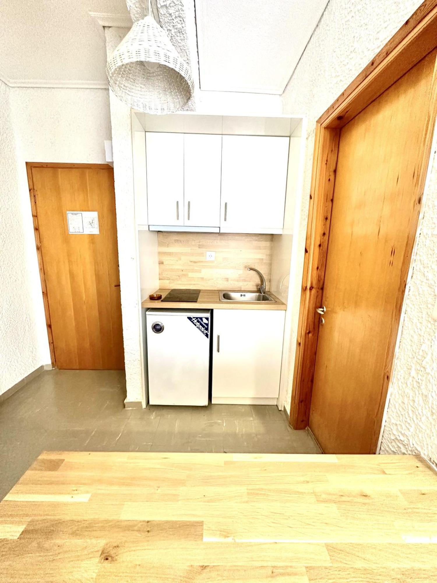 Katerina Apartments 네오스 피르고스 객실 사진
