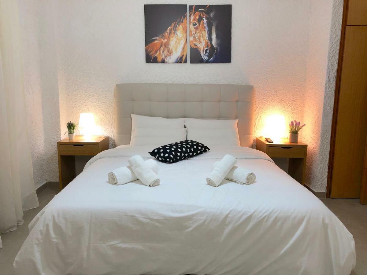 Katerina Apartments 네오스 피르고스 외부 사진